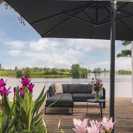 Holiday home Luxurious Nearby The Lower Rhine *