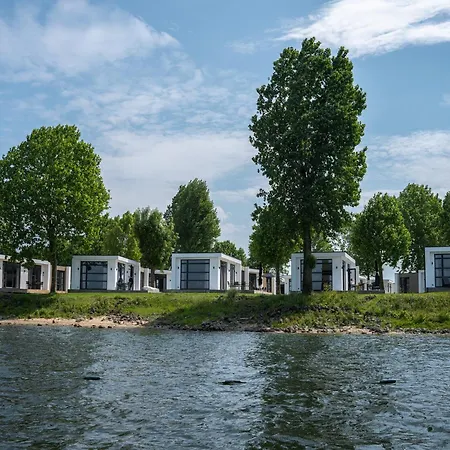 Luxurious Nearby The Lower Rhine Сasa de vacaciones Maurik