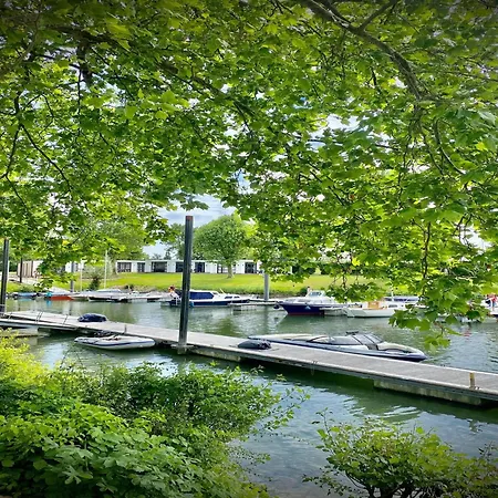 Luxurious Nearby The Lower Rhine Feriehus *
