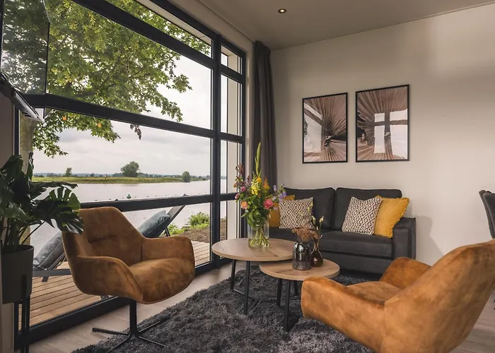 Semesterbostad Luxurious Nearby The Lower Rhine Maurik