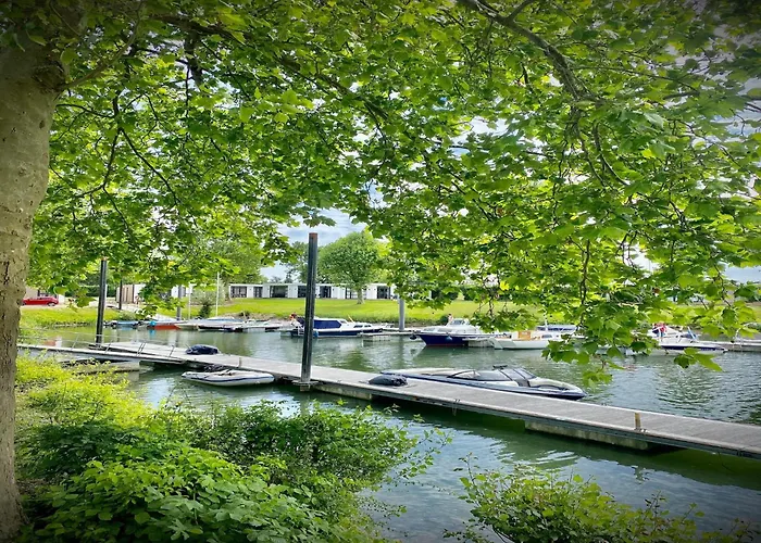 펜션 Luxurious Nearby The Lower Rhine